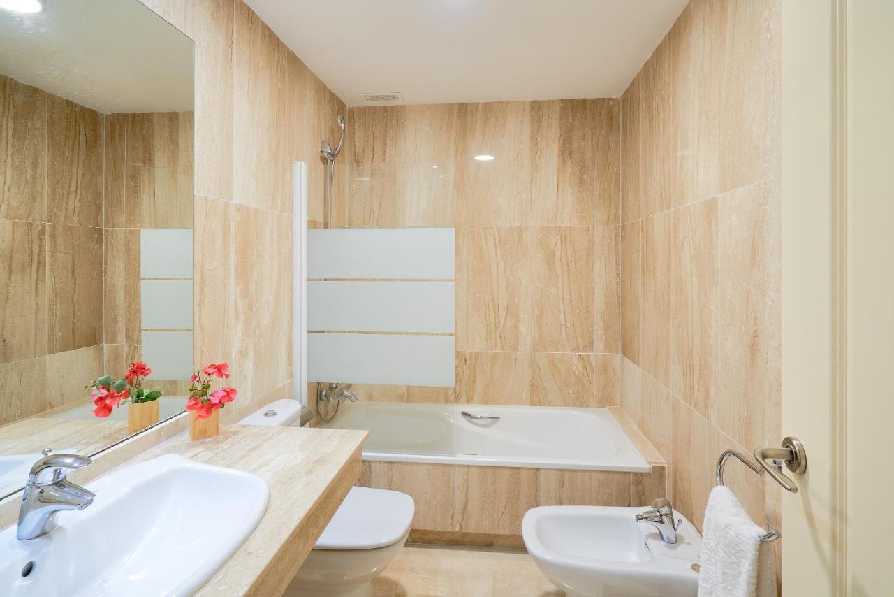 Beach & Golf Design Apartment Marbella Esterno foto