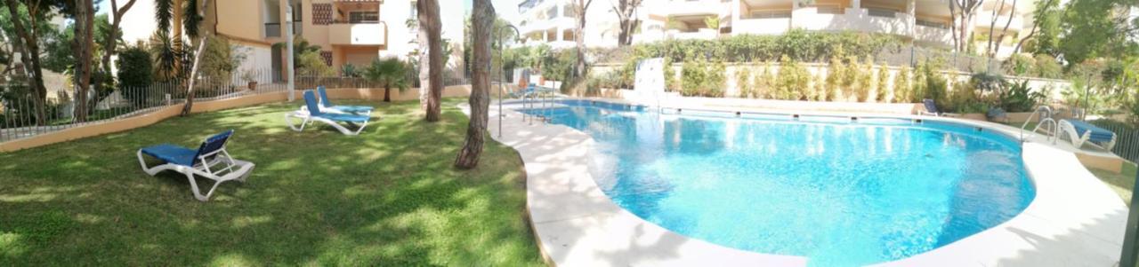 Beach & Golf Design Apartment Marbella Esterno foto